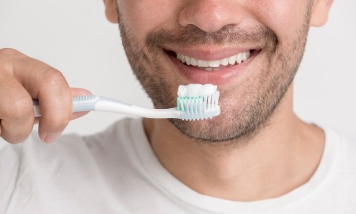Can i Brush my Teeth After Tooth Extraction